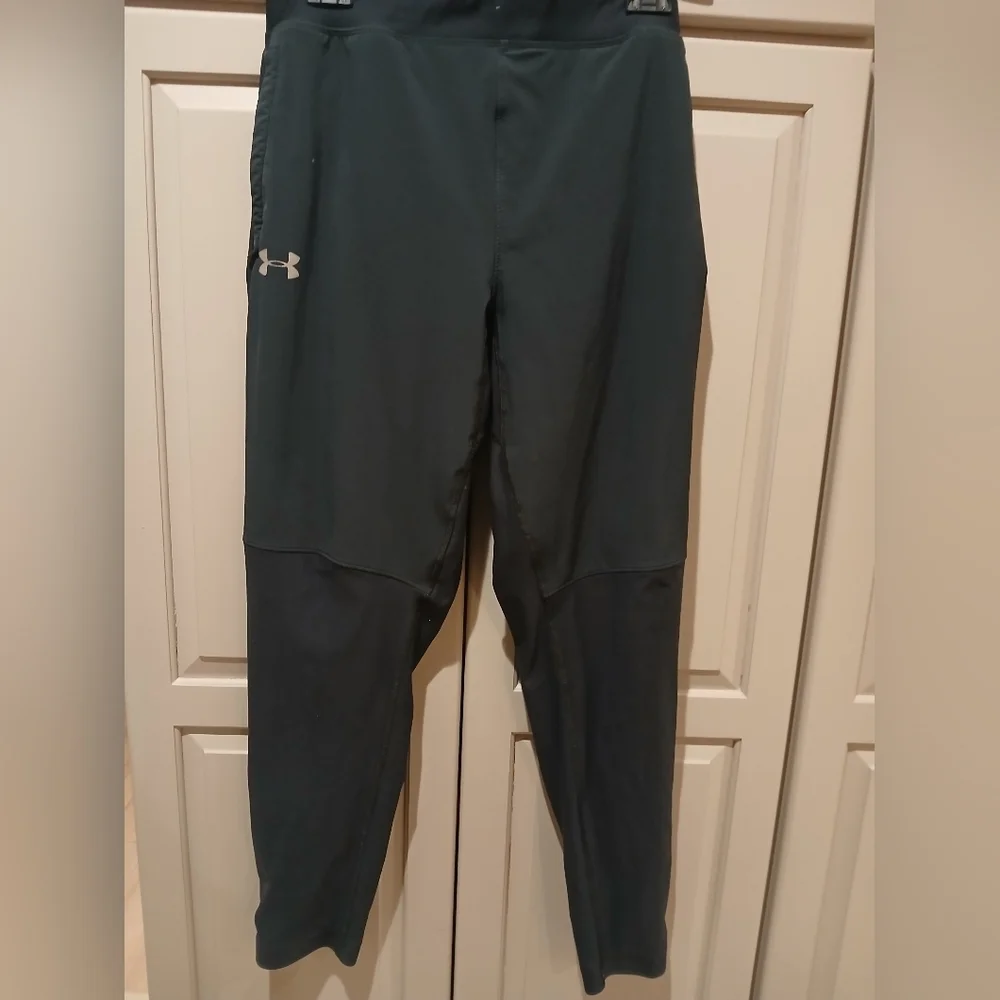 Under Armour Men's Black Jogger Pants Xl